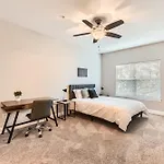 Crest At Midtown 4221 L 1 Bedroom 1 Bathroom
