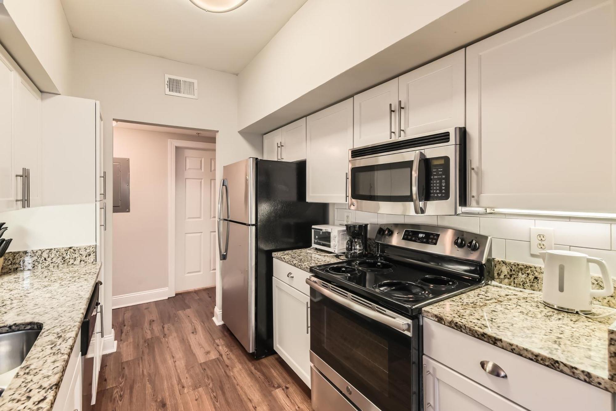 Crest At Midtown 4221 L 1 Bedroom 1 Bathroom Atlanta